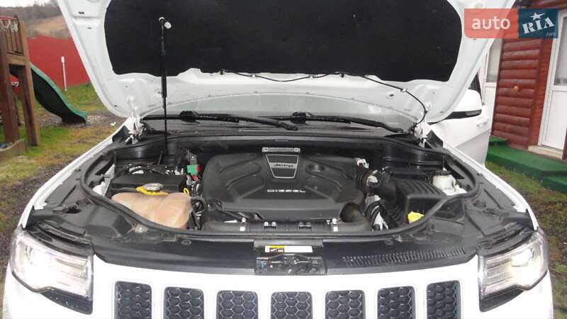 Позашляховик / Кросовер Jeep Grand Cherokee 2013 в Ужгороді