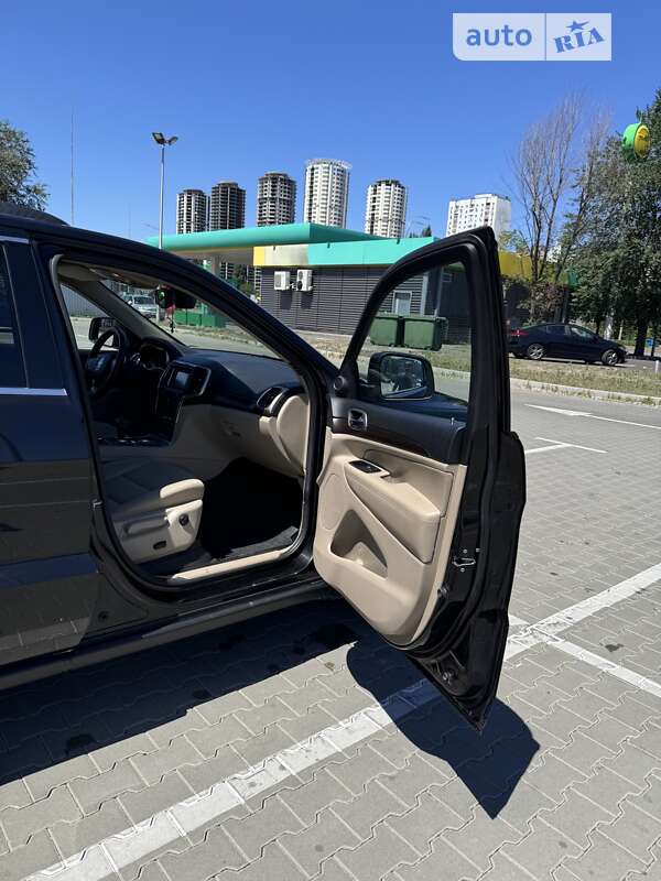 Внедорожник / Кроссовер Jeep Grand Cherokee 2013 в Киеве