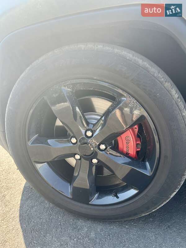 Внедорожник / Кроссовер Jeep Grand Cherokee 2011 в Золотоноше