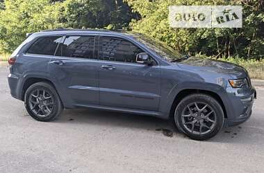 Внедорожник / Кроссовер Jeep Grand Cherokee 2020 в Киеве