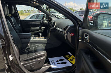 Позашляховик / Кросовер Jeep Grand Cherokee 2015 в 