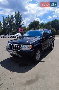 Внедорожник / Кроссовер Jeep Grand Cherokee 2000 в 