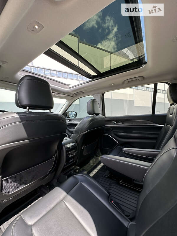 Внедорожник / Кроссовер Jeep Grand Cherokee 2021 в Ивано-Франковске