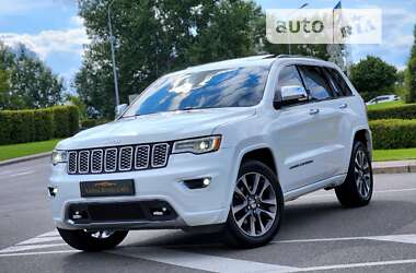 Внедорожник / Кроссовер Jeep Grand Cherokee 2017 в Киеве