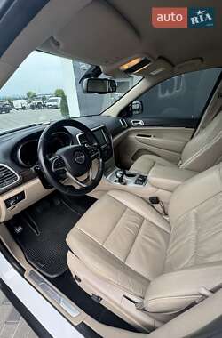 Внедорожник / Кроссовер Jeep Grand Cherokee 2015 в Хусте