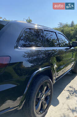 Внедорожник / Кроссовер Jeep Grand Cherokee 2014 в 