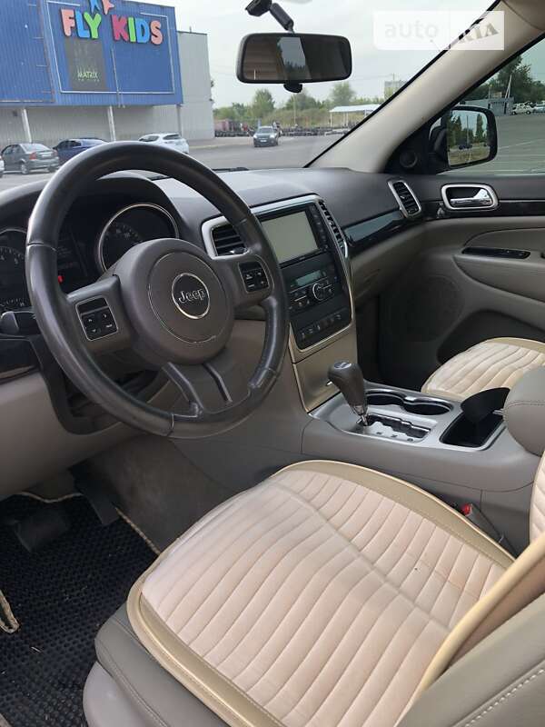Внедорожник / Кроссовер Jeep Grand Cherokee 2010 в Кременчуге фото 7 Внедорожник / Кроссовер Jeep Grand Cherokee 2010 в Кременчуге
