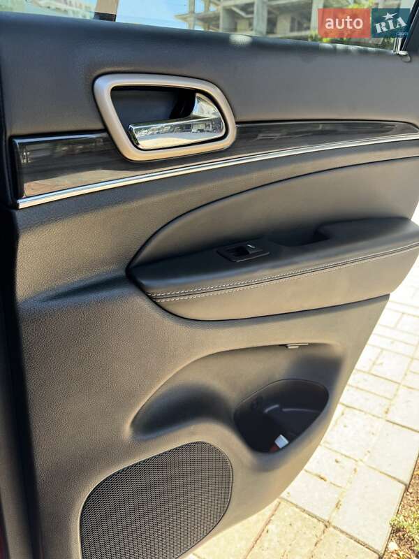 Внедорожник / Кроссовер Jeep Grand Cherokee 2014 в Киеве фото 15 Внедорожник / Кроссовер Jeep Grand Cherokee 2014 в Киеве