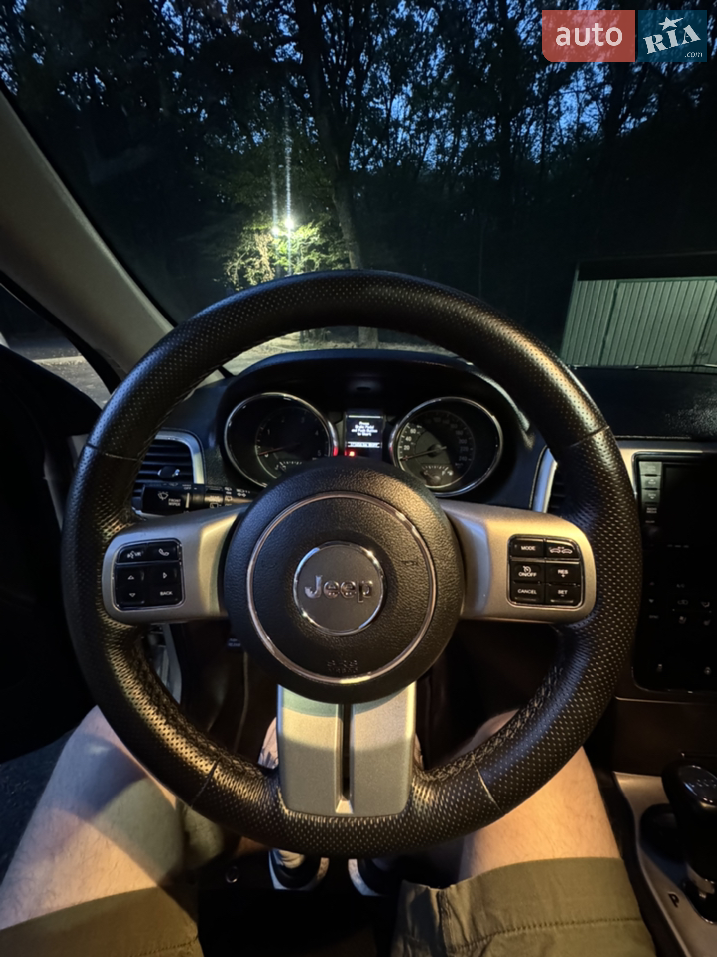 2012 Jeep Grand Cherokee - мініатюра 52