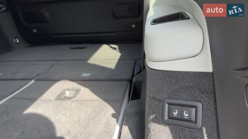 Внедорожник / Кроссовер Jeep Grand Cherokee 2021 в Киеве фото 52 Внедорожник / Кроссовер Jeep Grand Cherokee 2021 в Киеве