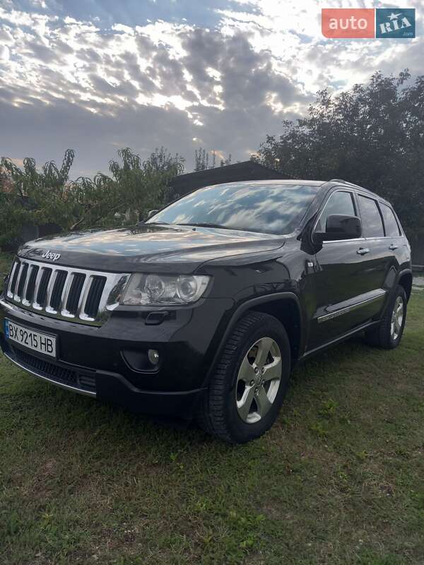 Внедорожник / Кроссовер Jeep Grand Cherokee 2012 в Каменец-Подольском