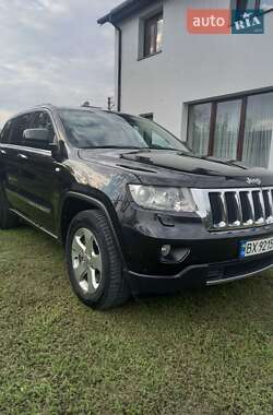 Внедорожник / Кроссовер Jeep Grand Cherokee 2012 в 