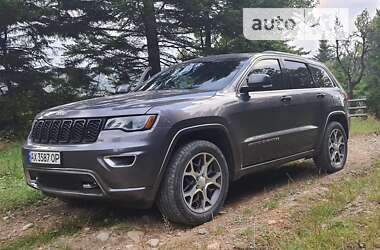 Позашляховик / Кросовер Jeep Grand Cherokee 2017 в Харкові