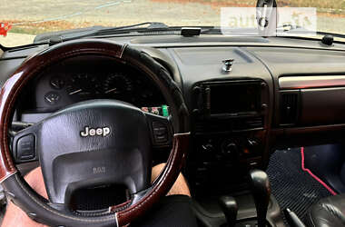 Внедорожник / Кроссовер Jeep Grand Cherokee 2002 в Тересве