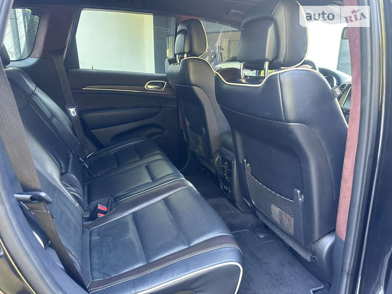 Внедорожник / Кроссовер Jeep Grand Cherokee 2014 в Киеве