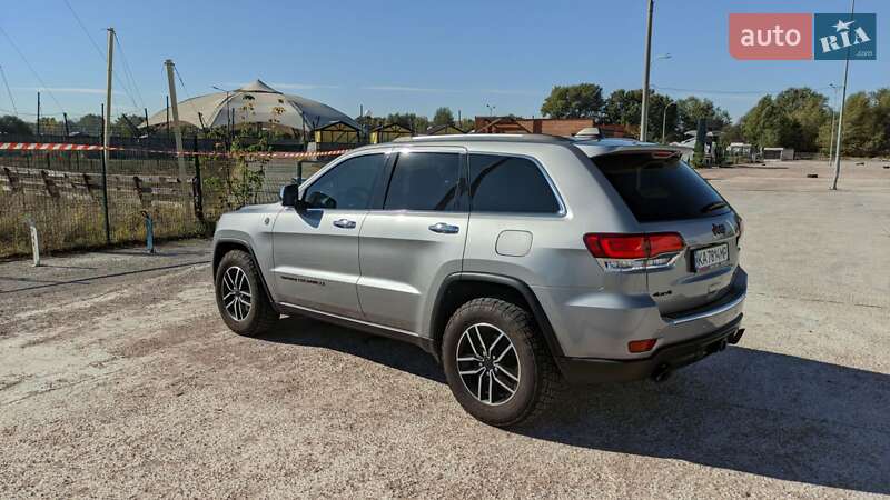 Позашляховик / Кросовер Jeep Grand Cherokee 2020 в Києві
