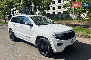 Внедорожник / Кроссовер Jeep Grand Cherokee 2015 в Киеве
