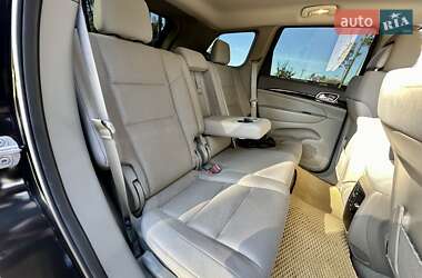 Внедорожник / Кроссовер Jeep Grand Cherokee 2012 в 