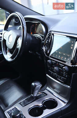 Внедорожник / Кроссовер Jeep Grand Cherokee 2020 в 