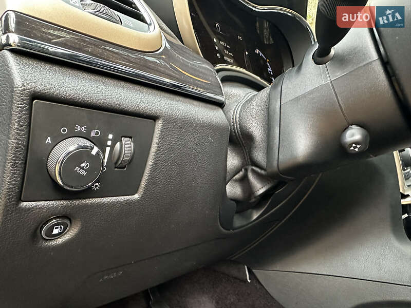 Внедорожник / Кроссовер Jeep Grand Cherokee 2017 в Ивано-Франковске фото 23 Внедорожник / Кроссовер Jeep Grand Cherokee 2017 в Ивано-Франковске