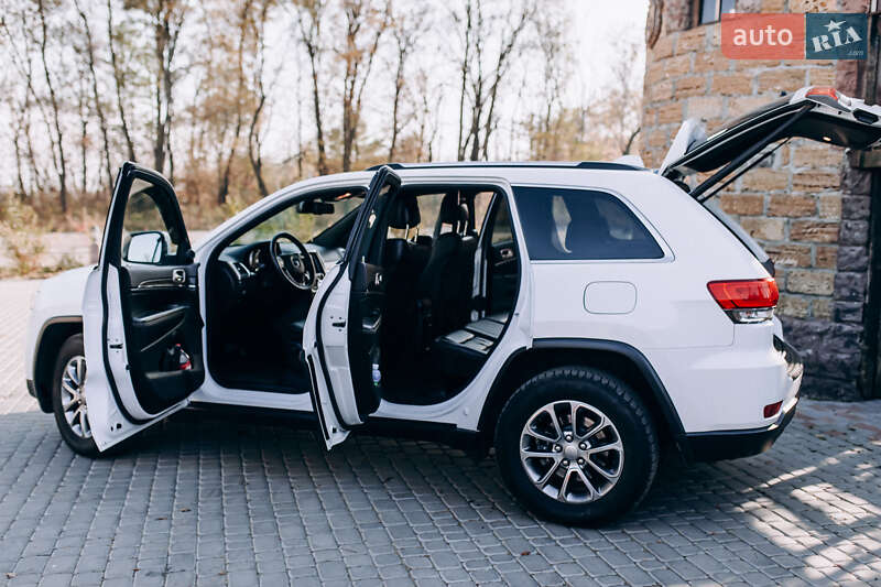 Внедорожник / Кроссовер Jeep Grand Cherokee 2014 в Тернополе фото 23 Внедорожник / Кроссовер Jeep Grand Cherokee 2014 в Тернополе