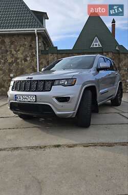 Позашляховик / Кросовер Jeep Grand Cherokee 2017 в Миколаєві