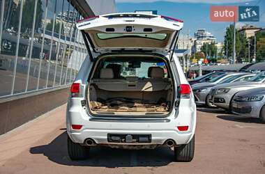 Внедорожник / Кроссовер Jeep Grand Cherokee 2014 в Киеве