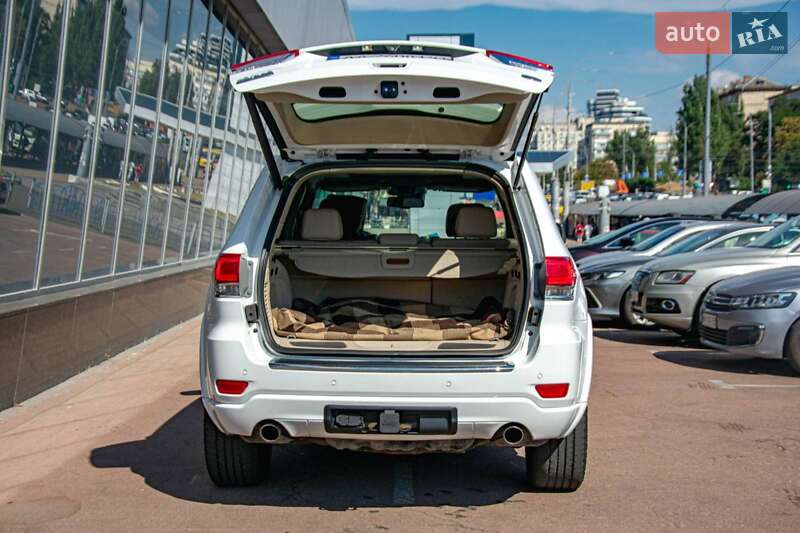 Внедорожник / Кроссовер Jeep Grand Cherokee 2014 в Киеве фото 10 Внедорожник / Кроссовер Jeep Grand Cherokee 2014 в Киеве