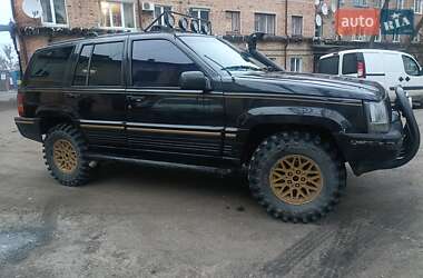 Внедорожник / Кроссовер Jeep Grand Cherokee 1995 в Житомире