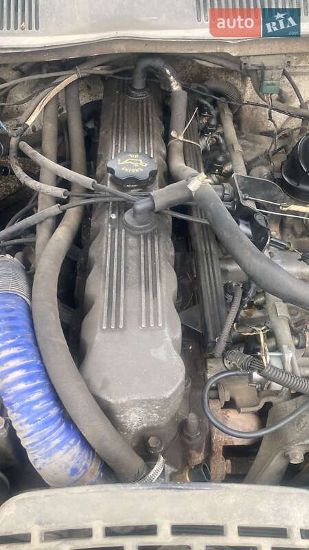 Внедорожник / Кроссовер Jeep Grand Cherokee 1993 в Смеле