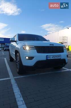 Внедорожник / Кроссовер Jeep Grand Cherokee 2020 в Киеве