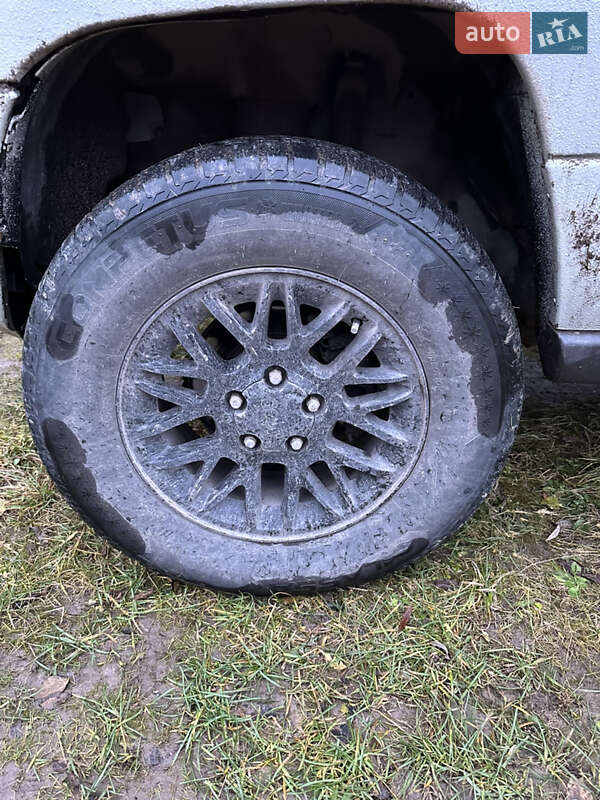 Позашляховик / Кросовер Jeep Grand Cherokee 2001 в Івано-Франківську
