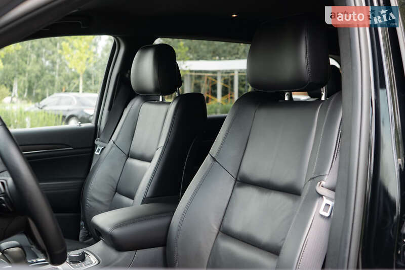 Внедорожник / Кроссовер Jeep Grand Cherokee 2018 в Киеве фото 5 Внедорожник / Кроссовер Jeep Grand Cherokee 2018 в Киеве