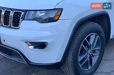 Внедорожник / Кроссовер Jeep Grand Cherokee 2017 в Виннице