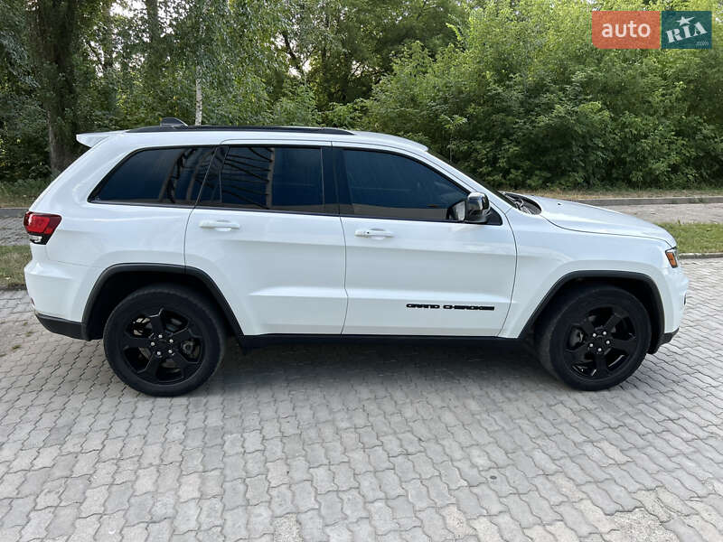 Позашляховик / Кросовер Jeep Grand Cherokee 2018 в Івано-Франківську