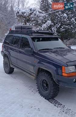 Позашляховик / Кросовер Jeep Grand Cherokee 1998 в Львові