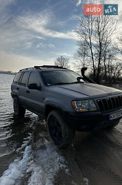 Внедорожник / Кроссовер Jeep Grand Cherokee 2000 в Киеве