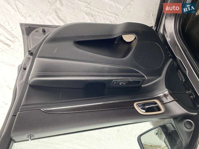 Позашляховик / Кросовер Jeep Grand Cherokee 2013 в Хмельницькому фото 16 Позашляховик / Кросовер Jeep Grand Cherokee 2013 в Хмельницькому