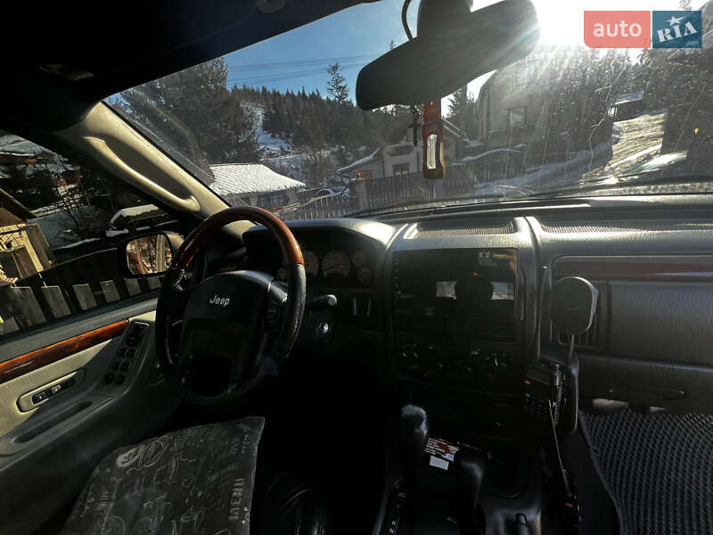Внедорожник / Кроссовер Jeep Grand Cherokee 2003 в Полянице