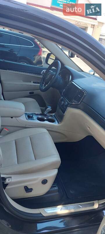 Внедорожник / Кроссовер Jeep Grand Cherokee 2020 в Черкассах