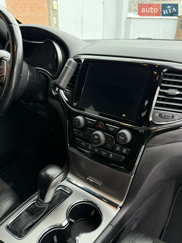 Внедорожник / Кроссовер Jeep Grand Cherokee 2019 в Львове