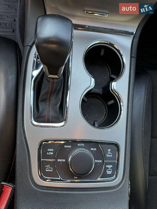 Внедорожник / Кроссовер Jeep Grand Cherokee 2020 в Киеве