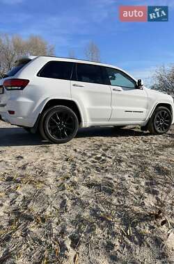 Внедорожник / Кроссовер Jeep Grand Cherokee 2017 в Кременчуге