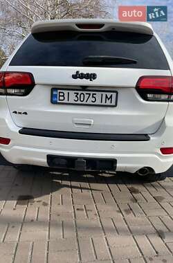 Внедорожник / Кроссовер Jeep Grand Cherokee 2017 в Кременчуге