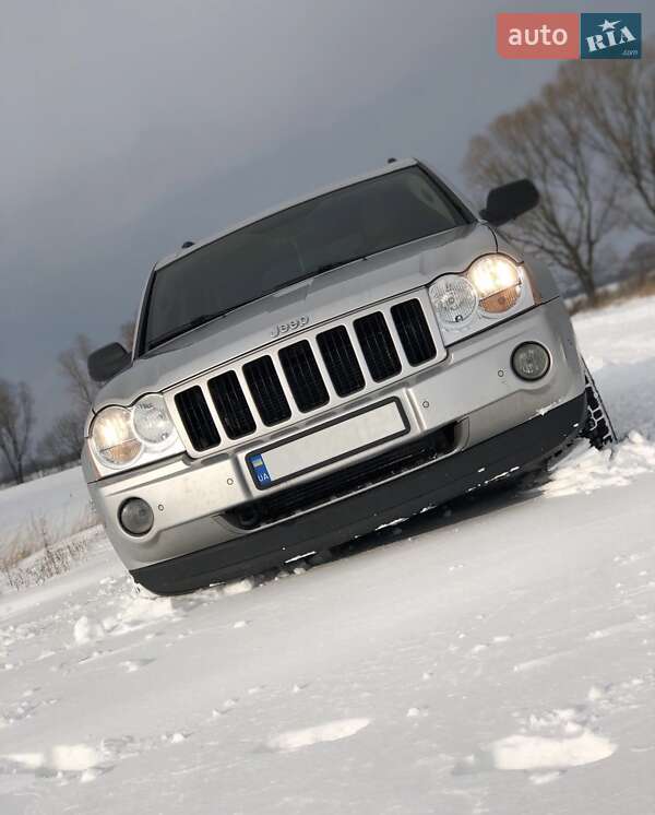 Внедорожник / Кроссовер Jeep Grand Cherokee 2007 в Киеве