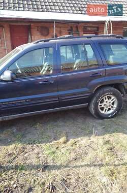 Внедорожник / Кроссовер Jeep Grand Cherokee 2000 в Хмельницком