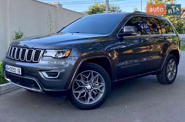 Внедорожник / Кроссовер Jeep Grand Cherokee 2018 в Одессе