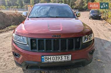 Внедорожник / Кроссовер Jeep Grand Cherokee 2015 в 