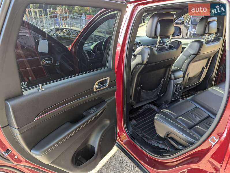 Внедорожник / Кроссовер Jeep Grand Cherokee 2015 в Черкассах фото 19 Внедорожник / Кроссовер Jeep Grand Cherokee 2015 в Черкассах