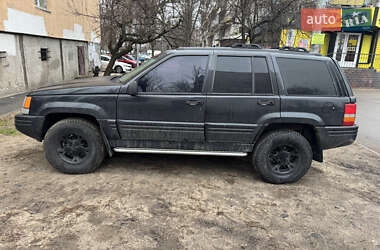 Позашляховик / Кросовер Jeep Grand Cherokee 1997 в Києві